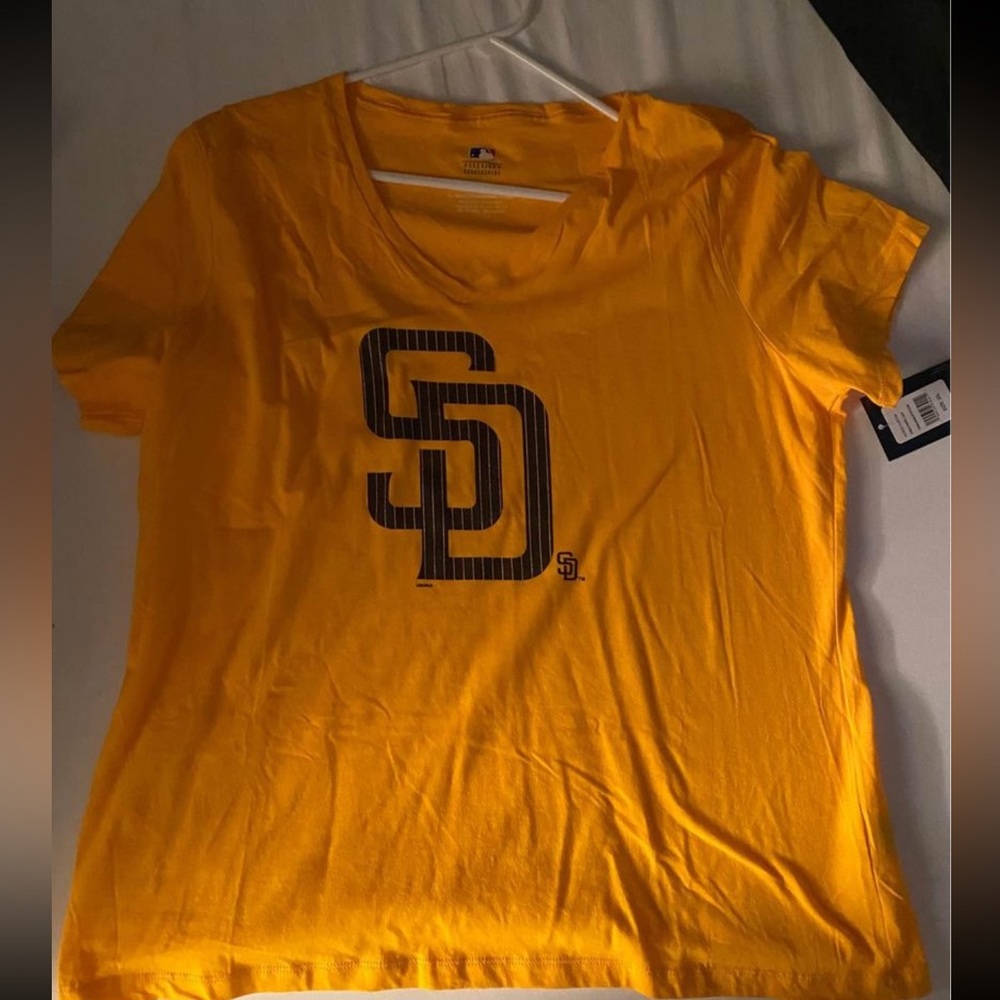 San Diego Padres shirt brand new with tags